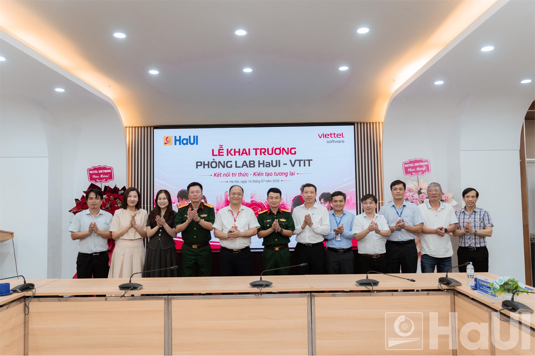 Khai trương Phòng Lab HaUI - VTIT: Dấu mốc mới trong hợp tác đào tạo nguồn nhân lực công nghệ giữa Đại học Công nghiệp Hà Nội và Viettel Software
