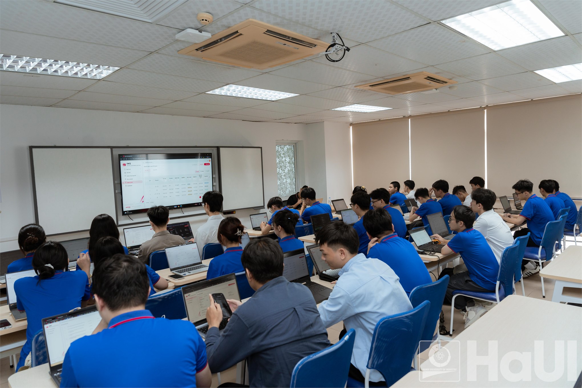 Khai trương Phòng Lab HaUI - VTIT: Dấu mốc mới trong hợp tác đào tạo nguồn nhân lực công nghệ giữa Đại học Công nghiệp Hà Nội và Viettel Software