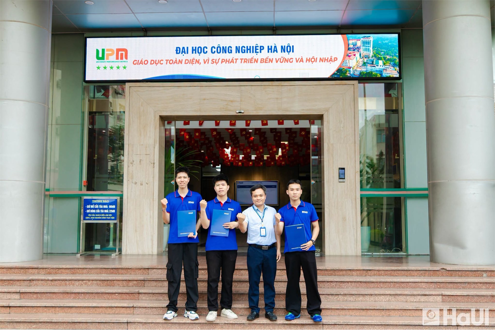 Tự hào Trường Công nghệ thông tin và Truyền thông: 03 sinh viên ưu tú được tuyển chọn tham gia đào tạo Sĩ quan dự bị năm 2026