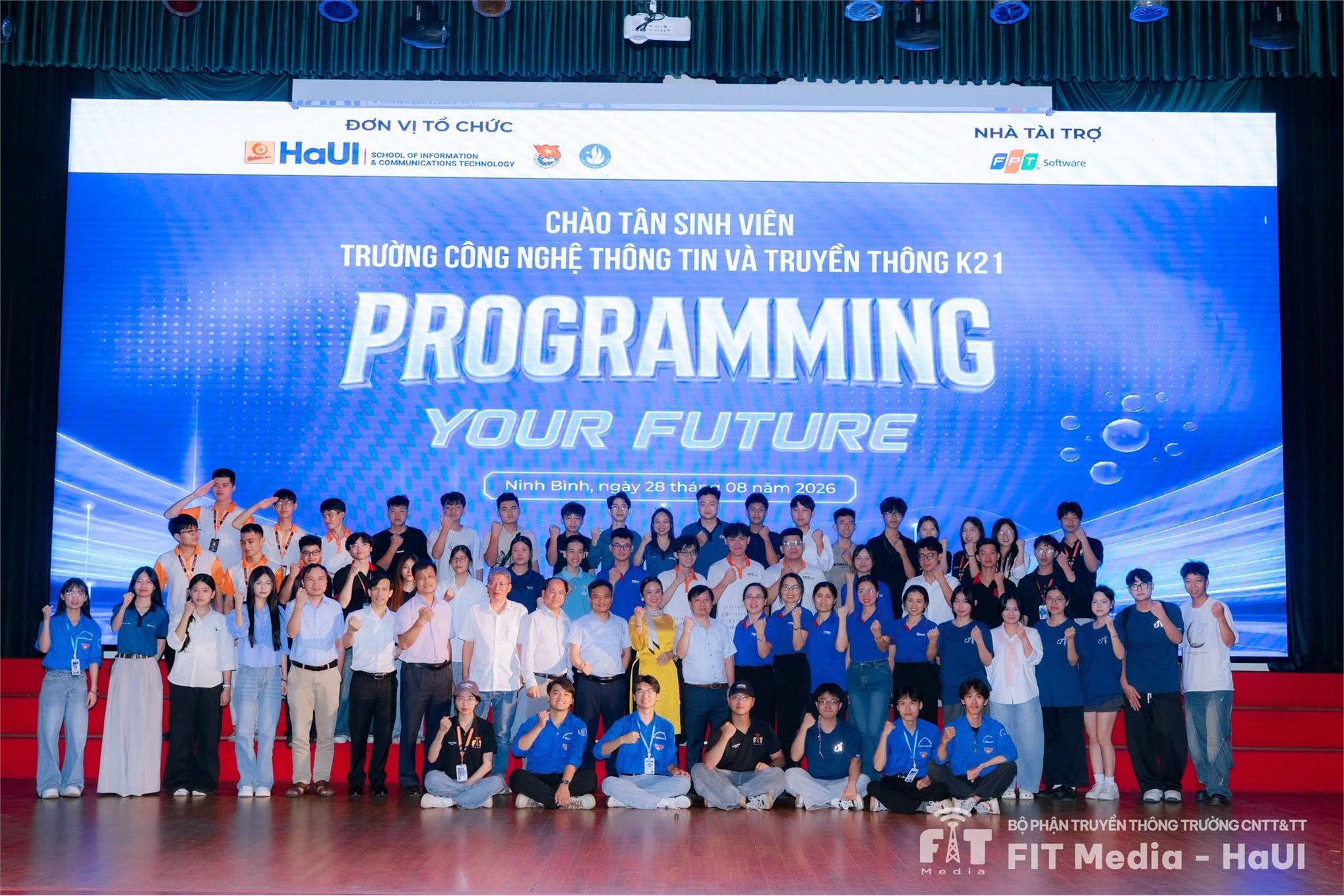 Chào đón tân sinh viên K21 SICT – Hành trình mới bắt đầu từ những ngày đầu tiên