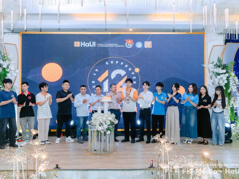 Lễ kỷ niệm 12 năm thành lập Đội Hỗ trợ Kỹ thuật IT Supporter – 12 năm khát vọng vươn xa
