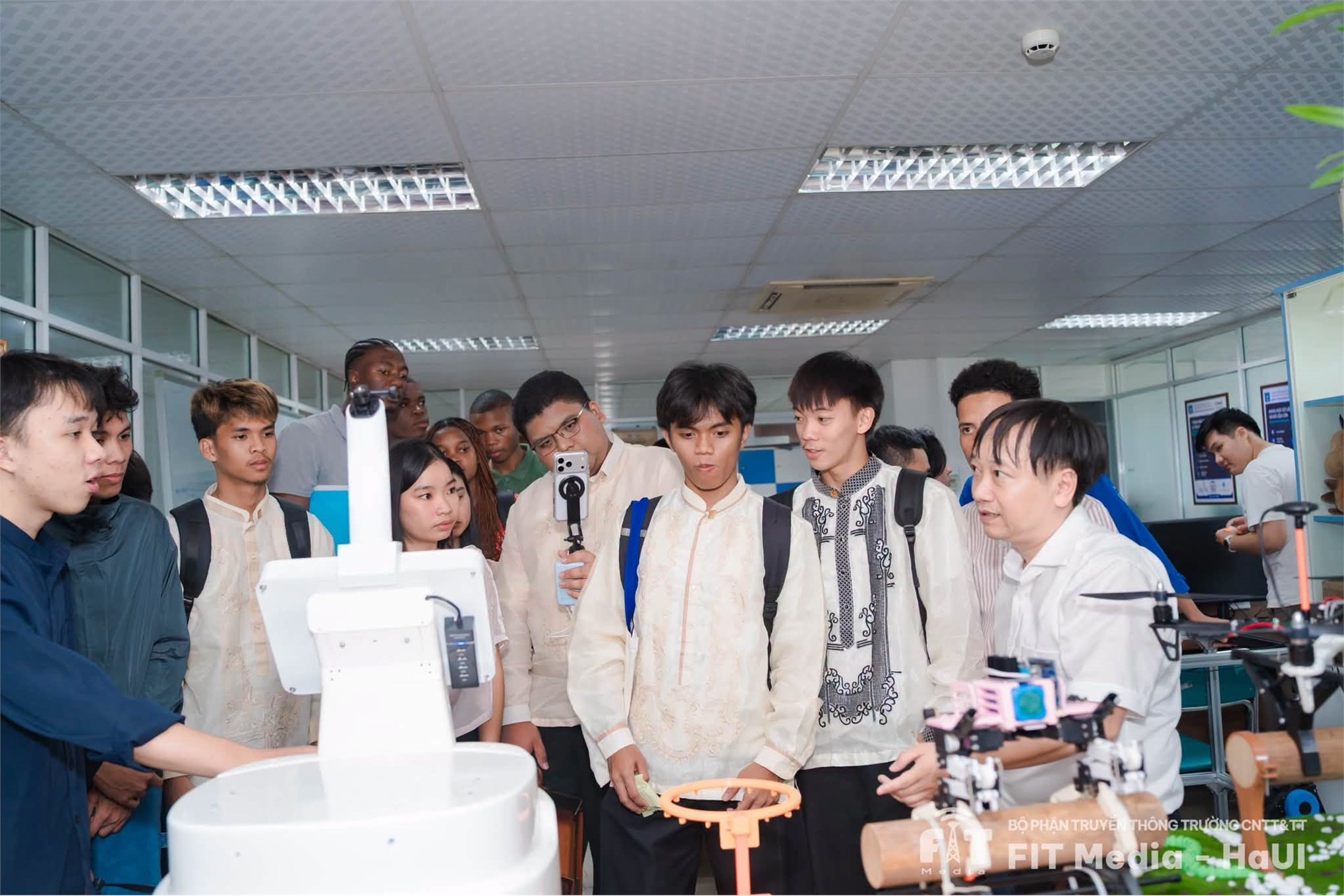 Welcome to SICT, K21 - Programming Your Future