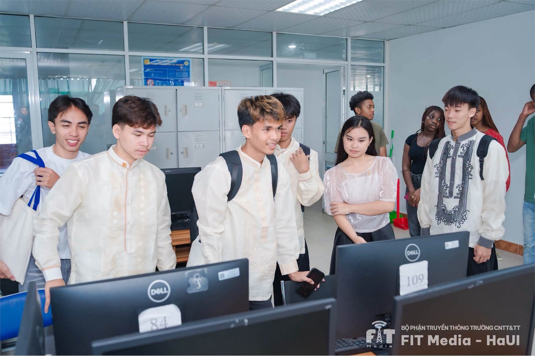 Welcome to SICT, K21 - Programming Your Future