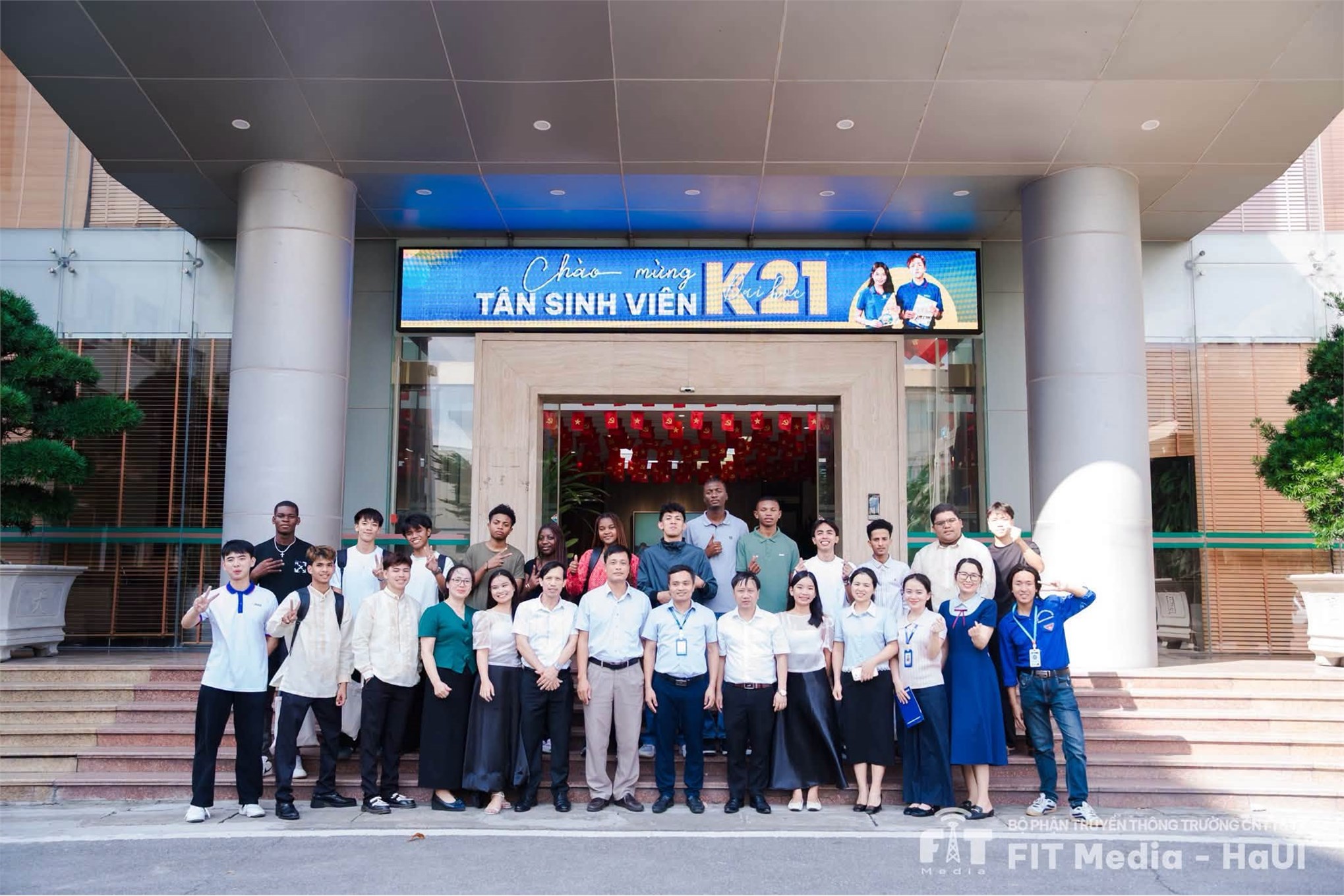 Welcome to SICT, K21 - Programming Your Future