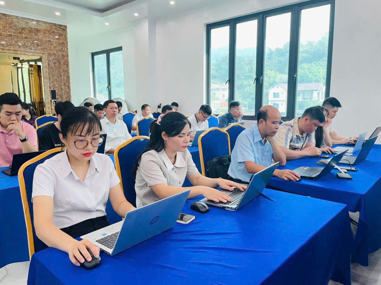 HaUI đồng hành cùng Tuyên Quang phát triển năng lực số và ứng dụng AI