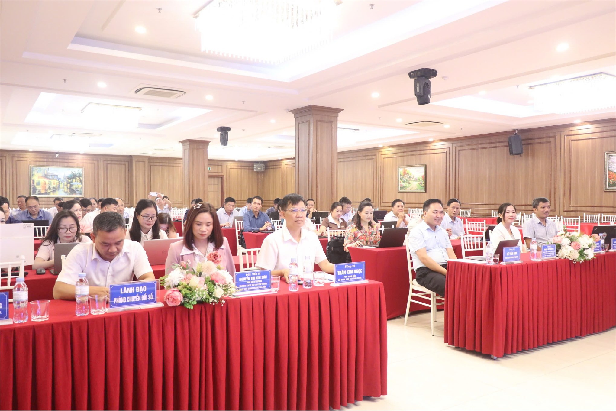 HaUI đồng hành cùng Tuyên Quang phát triển năng lực số và ứng dụng AI