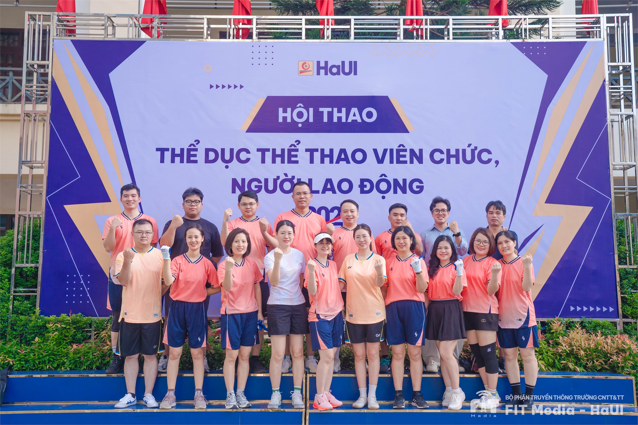 SICT giành Giải Nhì toàn đoàn tại Hội thao HaUI 2026