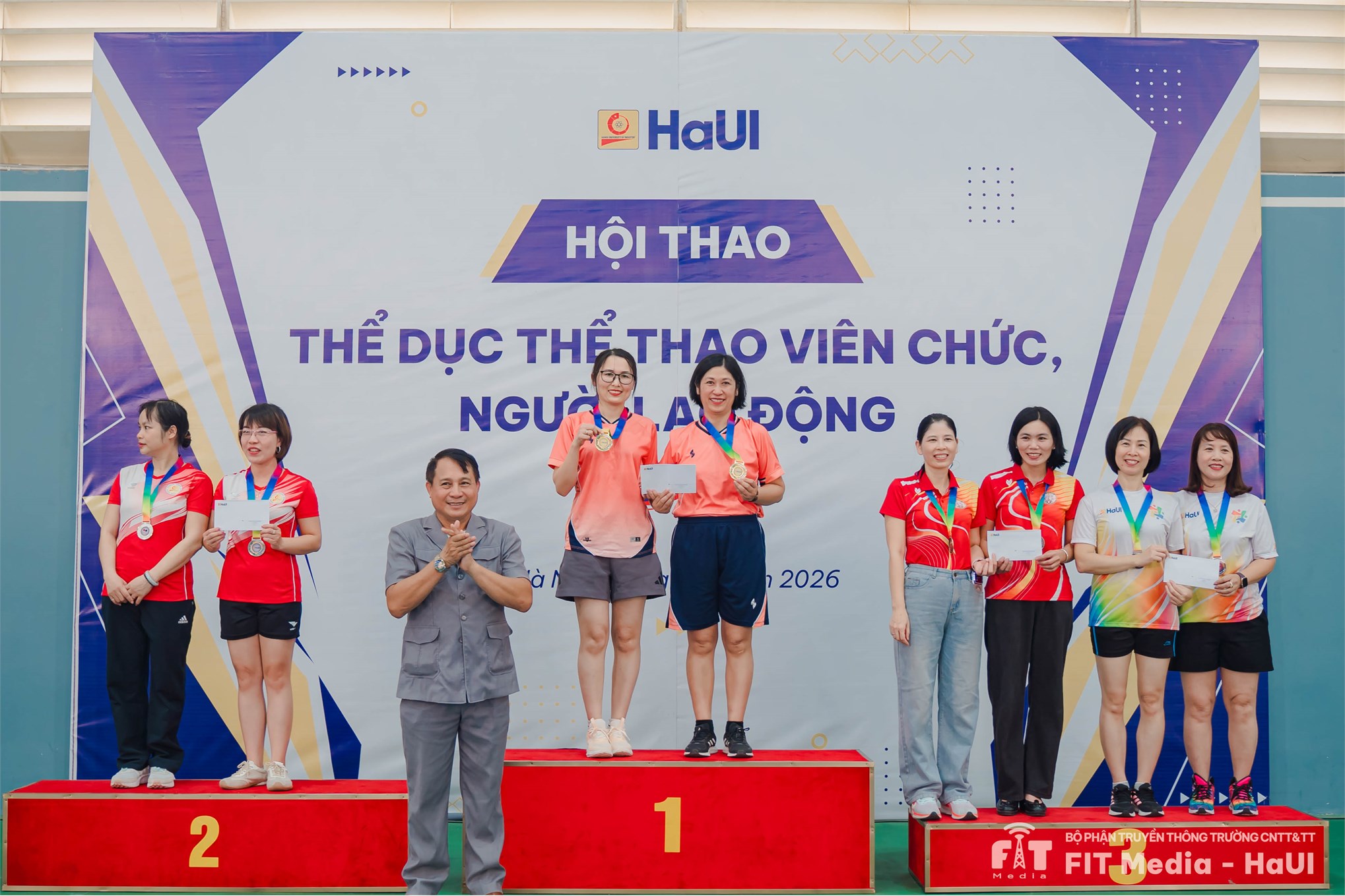 SICT giành Giải Nhì toàn đoàn tại Hội thao HaUI 2026