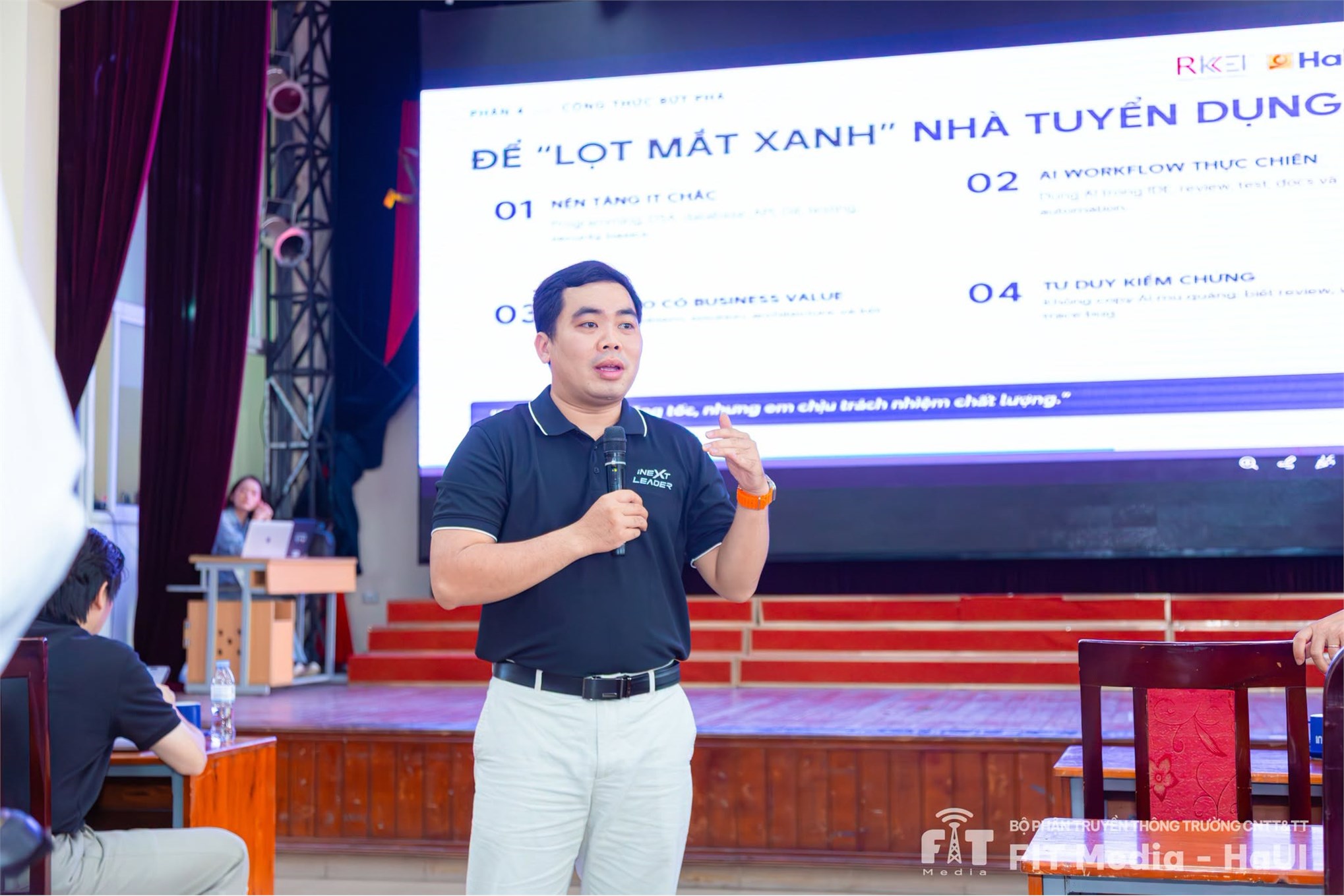 AI & Future IT Careers: Navigate Your Path – SICT-HaUI cùng sinh viên định hình hành trang nghề nghiệp IT trong kỷ nguyên AI