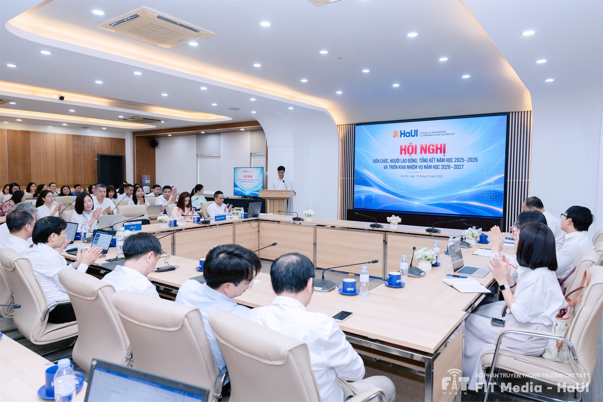 Hội nghị viên chức, người lao động Trường Công nghệ thông tin và Truyền thông năm 2026: Đoàn kết, đổi mới, quyết tâm thực hiện chiến lược phát triển giai đoạn 2026–2030