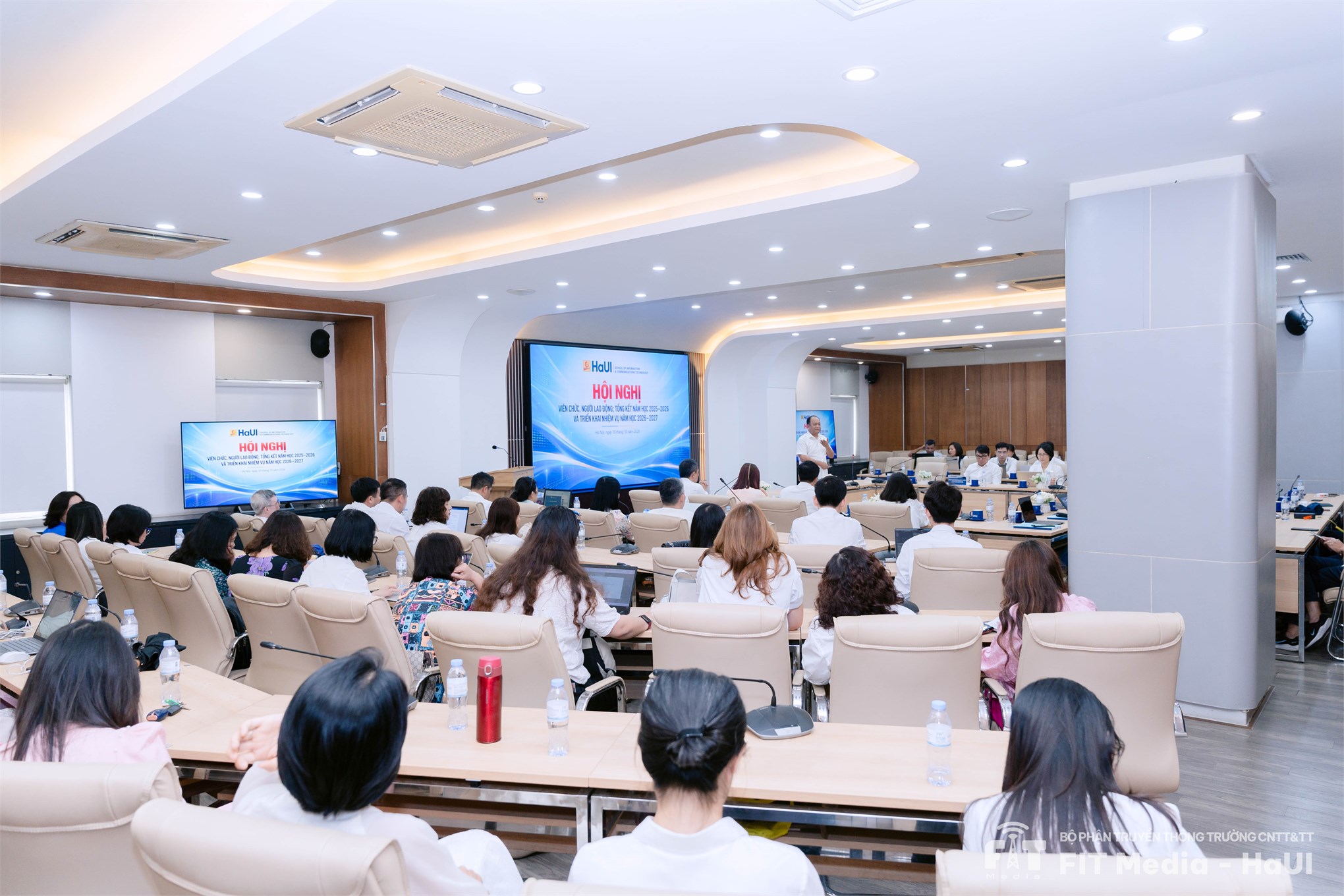 Hội nghị viên chức, người lao động Trường Công nghệ thông tin và Truyền thông năm 2026: Đoàn kết, đổi mới, quyết tâm thực hiện chiến lược phát triển giai đoạn 2026–2030