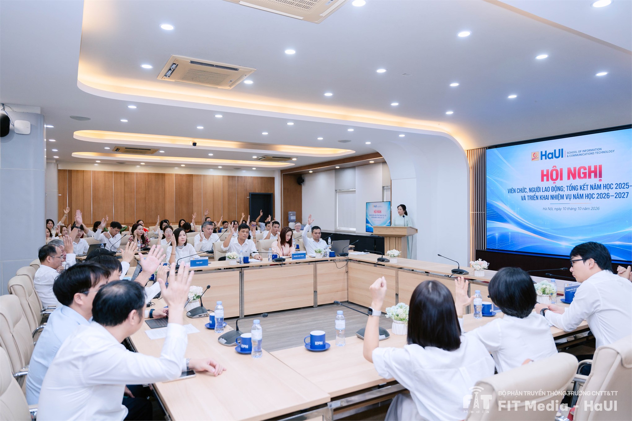 Hội nghị viên chức, người lao động Trường Công nghệ thông tin và Truyền thông năm 2026: Đoàn kết, đổi mới, quyết tâm thực hiện chiến lược phát triển giai đoạn 2026–2030