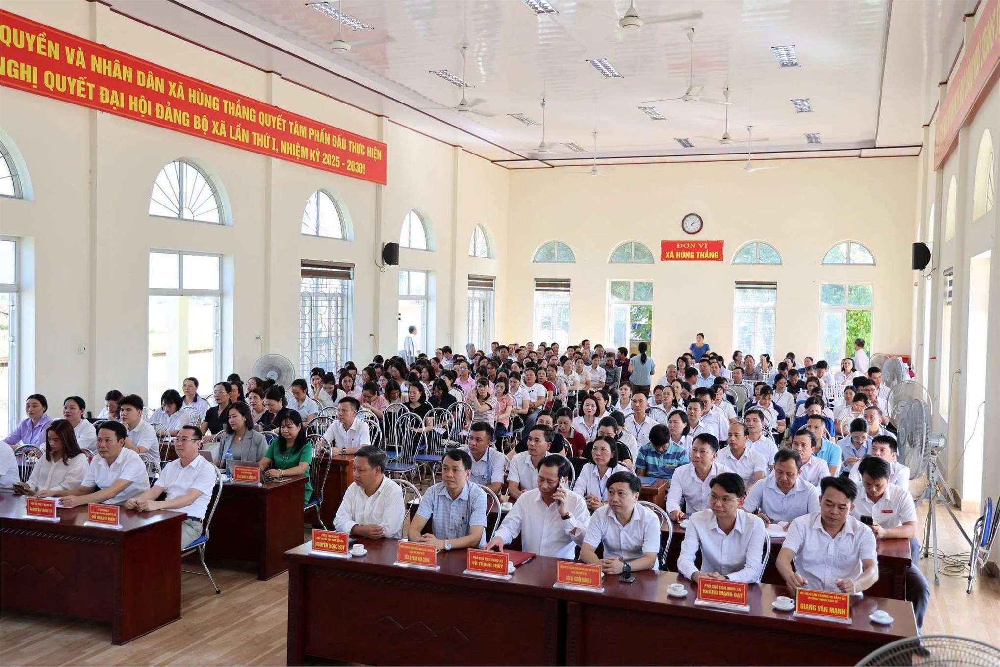 Đại học Công nghiệp Hà Nội đồng hành cùng xã Hùng Thắng nâng cao kỹ năng số, thúc đẩy chuyển đổi số cộng đồng